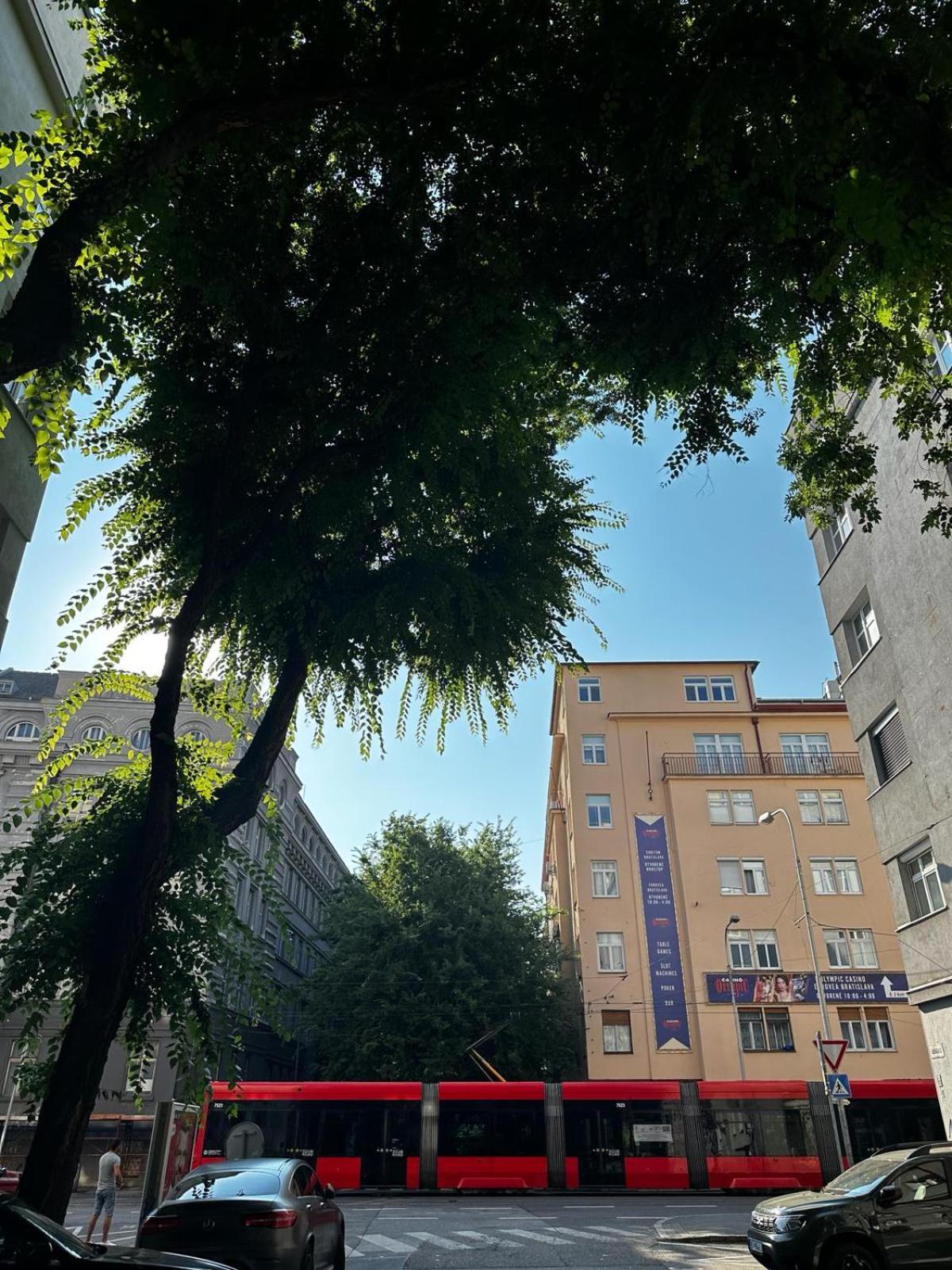 브라티슬라바 Urban Zenhouse No.2 - Breakfast Included 아파트 외부 사진